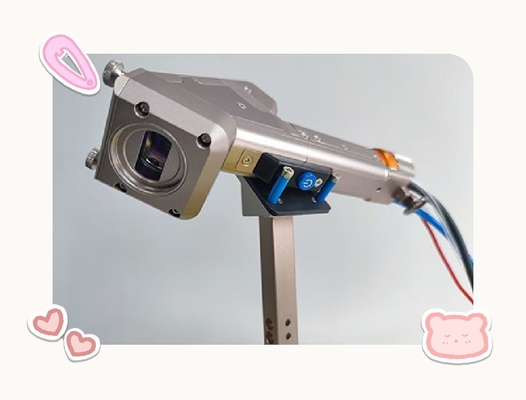 قیمت خوب دستگاه تمیز کردن لیزر پیشرفته و همه کاره 1500W 2000W اختیاری حداکثر قدرت 2000W عرض تمیز کردن 300 میلی متر حداکثر آنلاین